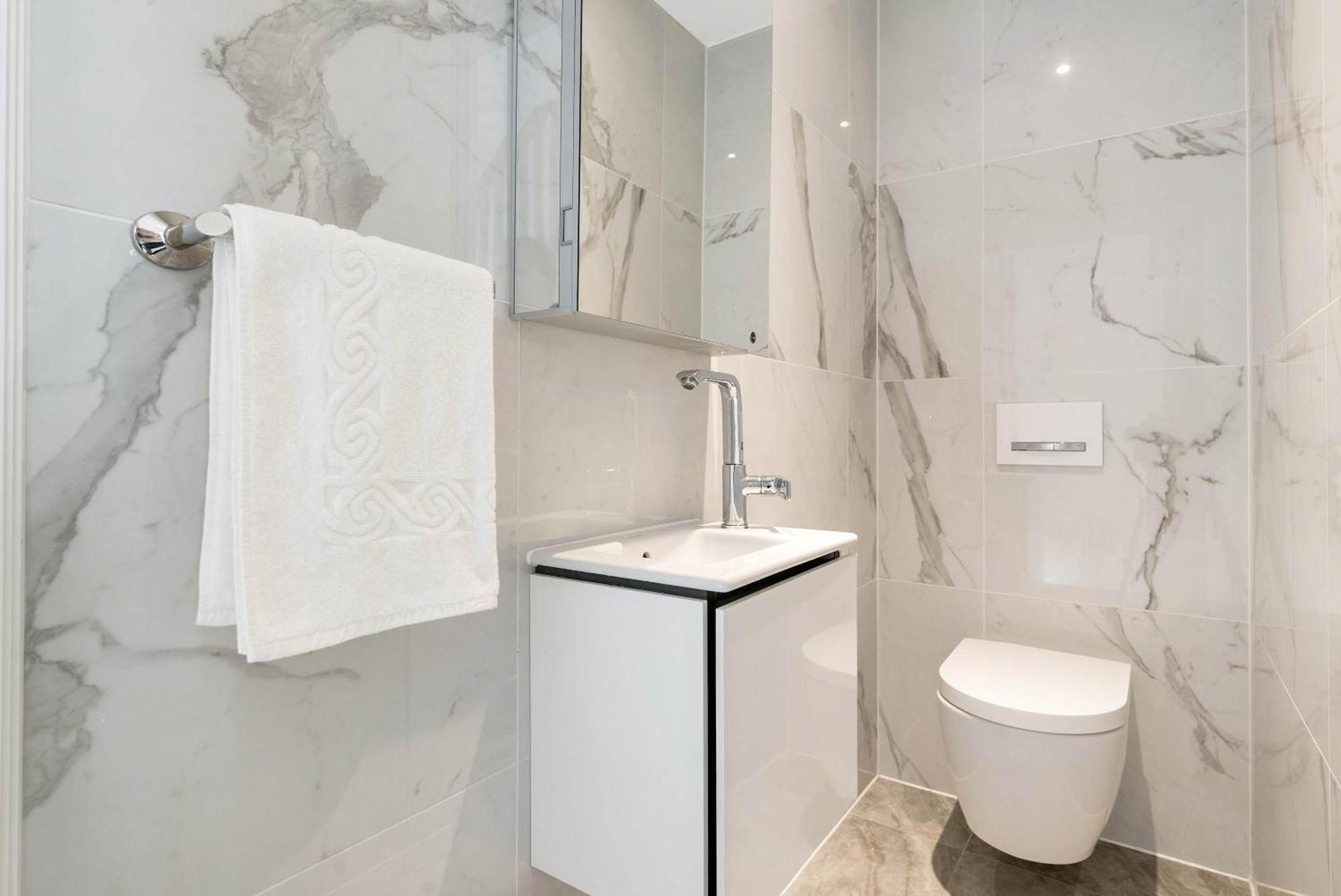 Madestays Premium Knightsbridge Townhouse
